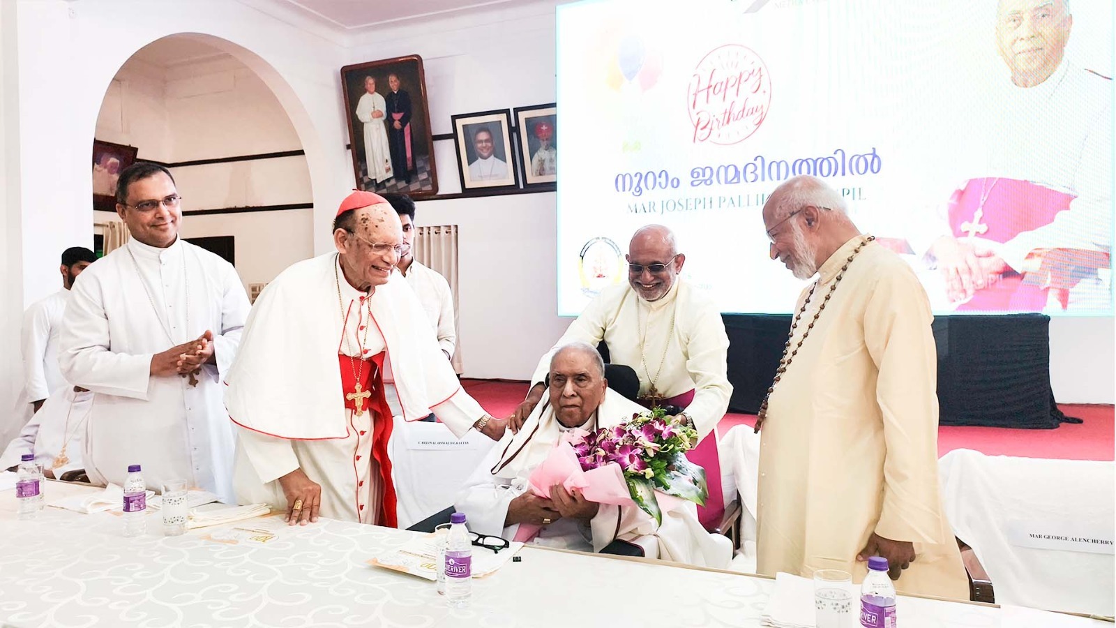 ”താൻ ഇത്രയും കാലം ആയുസ്സോടെ മുന്നോട്ടുപോകുന്നതിന് പ്രധാനകാരണം മാർ ജോസഫ് കല്ലറങ്ങാട്ടാണെന്ന്‌ ” -മാർ ജോസഫ് പള്ളിക്കാപറമ്പിൽ